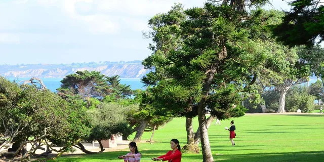 La Jolla Self-Guided Audio Walking Tour - Image 2