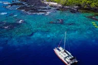 Kailua-Kona Kealakekua Bay Snorkel and Sail 4 hr thumbnail 1