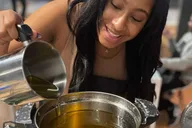 Chicago Candle Making Class Downtown thumbnail 6