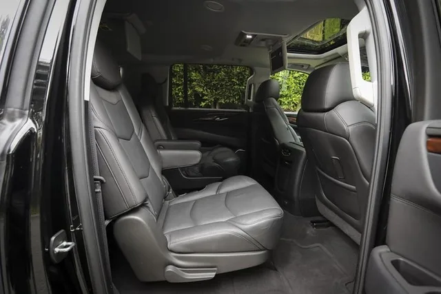 Chicago Private Airport Transfer by Sedan - Image 4