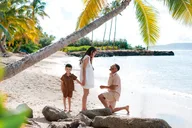Honolulu Vacation Photoshoot thumbnail 4