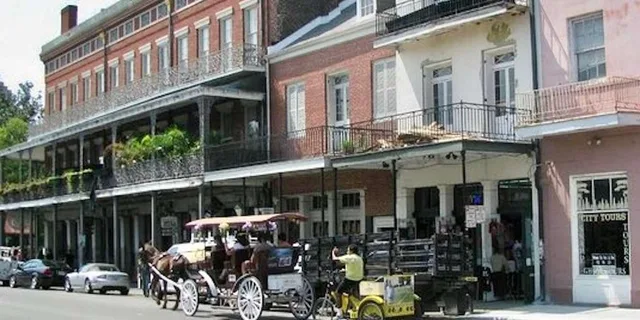 New Orleans City Tour with Pickup - Image 5