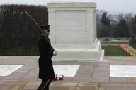 Arlington Cemetery Changing of the Guard Guided Tour thumbnail 3