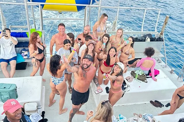 Honolulu Sunset Party Cruise - Image 2