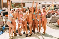 Las Vegas Pool Party Crawl thumbnail 2
