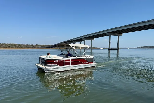 Hilton Head Island Pontoon Boat Rental - Image 3