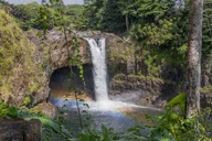 Hilo Volcano and Waterfalls Private Tour thumbnail 2