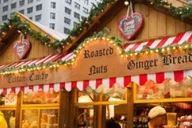 Chicago Walking Food Tour at Christmas thumbnail 2