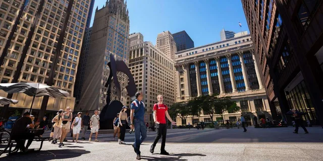 Chicago Prohibition and Architecture Walking Tour - Image 2