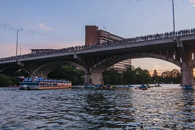 Austin Clear Kayak Tour at Sunset - Image 3