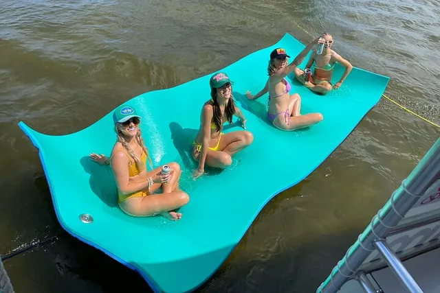 Fort Lauderdale Party Pontoon Cruise - Image 6