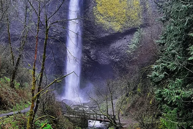 Portland Columbia River Gorge Waterfalls Tour - Image 5