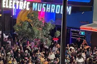Las Vegas Nightclub VIP Entry with Cocktail thumbnail 4