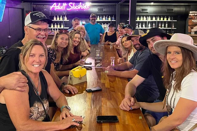 Nashville Whiskey Bus Tour with Tastings - Image 3