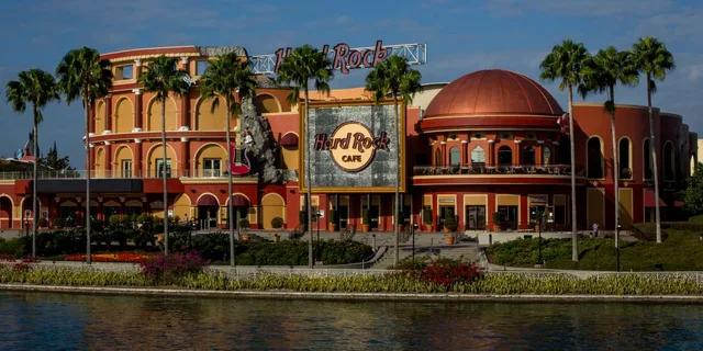 Orlando Hard Rock Cafe Dining Experience - Image 2