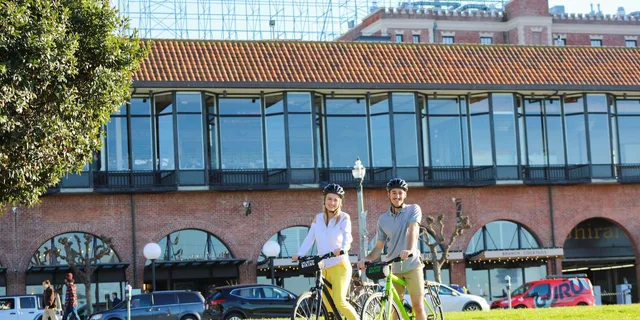 San Francisco City Highlights eBike Tour - Image 1