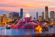 Chicago Night Driving Tour with Skydeck and River Cruise thumbnail 4