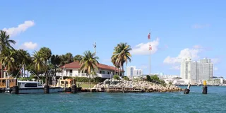 Miami Skyline Cruise of Millionaire Homes