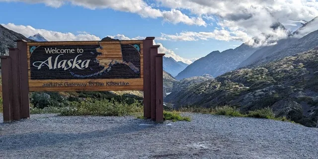 Skagway Yukon Suspension Bridge and Sled Camp Tour - Image 4