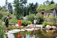 Boston Day Trip to New England Botanic Gardens thumbnail 5