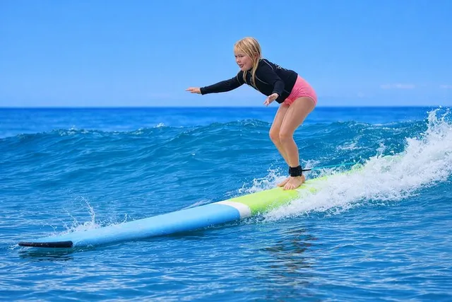Oahu Surfing Lesson - Image 4