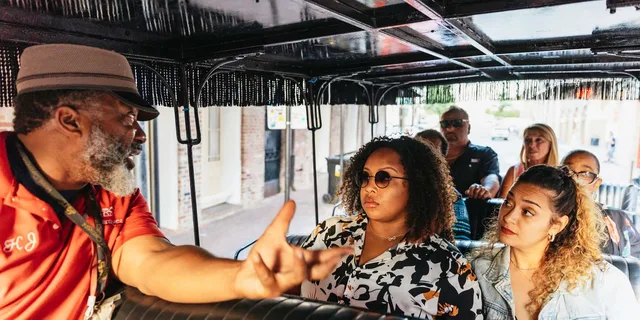 New Orleans French Quarter Carriage Ride - Image 3