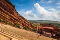 Denver Jeep Tour to Red Rocks and Dinosaur Ridge thumbnail 1