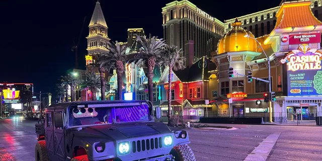 Las Vegas Strip Sightseeing Tour in a Military Hummer - Image 2