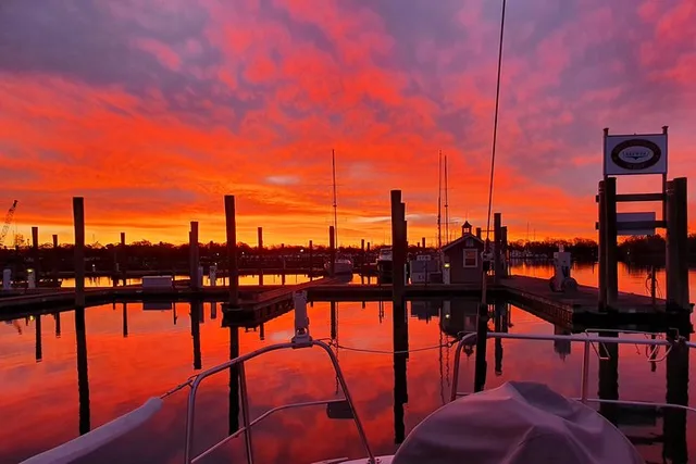 New London Sailing Trip to Fishers Island - Image 5