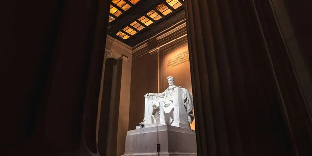 Washington DC National Mall Walking Tour 2 hr - Image 3