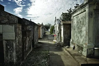 New Orleans Saint Louis Cemetery Walking Tour
