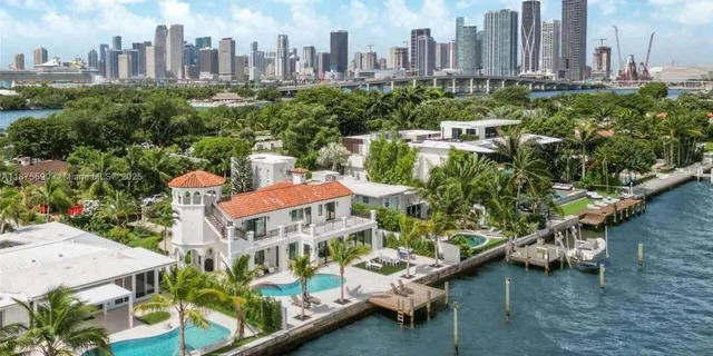 Miami Biscayne Bay Sightseeing Boat Tour - Image 2