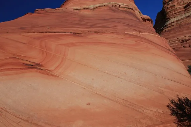 Kanab Hiking Tour: Teepees of Vermilion Cliffs - Image 4
