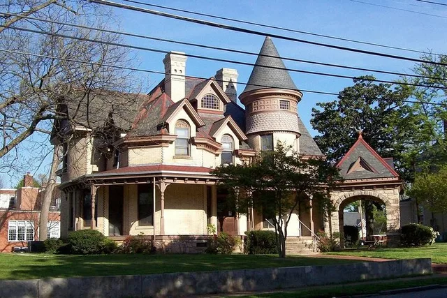 Raleigh History & Architecture Tour - Image 2