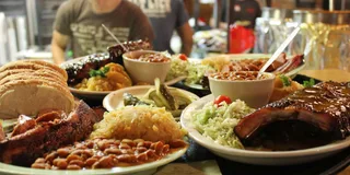 Austin Hill Country BBQ & Wine Shuttle
