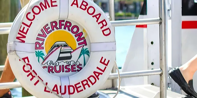 Fort Lauderdale Millionaire's Row Cruise with Drinks - Image 4
