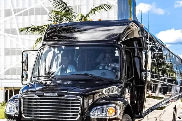 Fort Lauderdale Mini Bus Tour - Image 1
