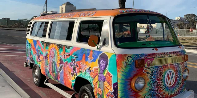San Francisco VW Hippie Bus Tour 4 hr - Image 3