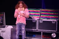Las Vegas Carrot Top Comedy Show at Luxor thumbnail 5