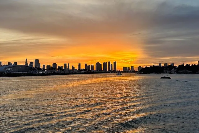 Miami Private Sunset Cruise - Image 3