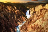 Jackson Yellowstone and Grand Teton Wildlife Tour 2 Days thumbnail 1