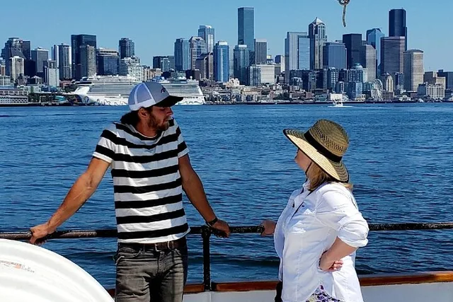 Seattle Sailing Harbor Tour - Image 2