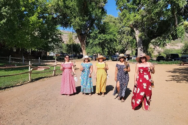 Sedona Social Wine Tour - Image 1