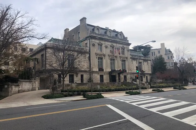 Washington D.C. Spy History Tour with Former CIA Officer - Image 3