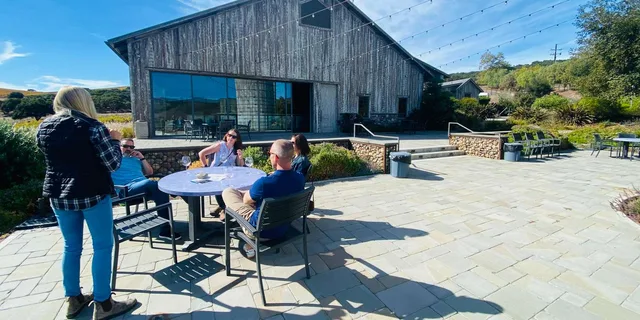 Santa Barbara Wine Country Tour with Lunch - Image 5