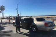 Los Angeles Custom Private Tour in a Dual Bar Limo thumbnail 3