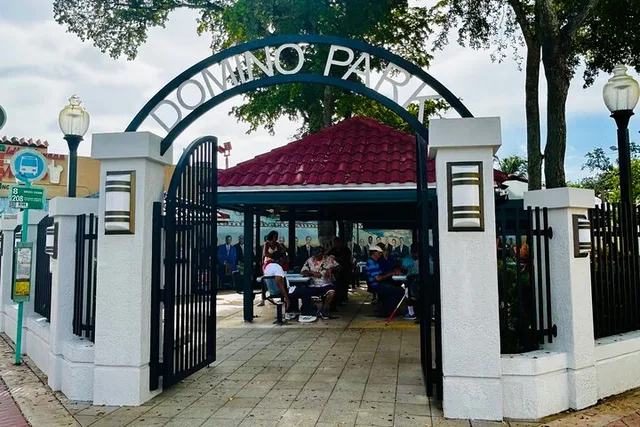Miami Cultural Walking Tour in Little Havana - Image 4