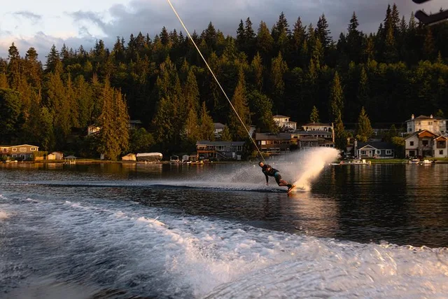 Bellingham Wake Surf and Wakeboarding on Lake Whatcom - Image 5