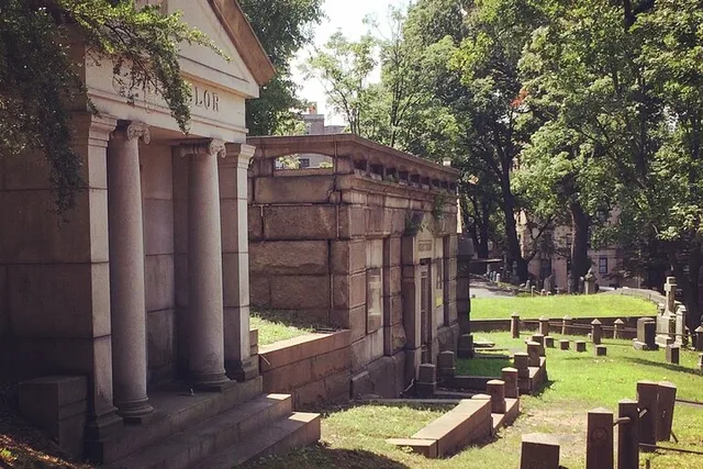 New York City Trinity Tomb Trek - Image 5