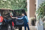 Los Angeles Airport Private Transfer thumbnail 4
